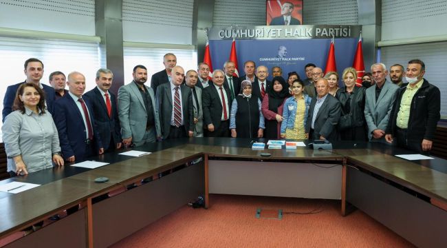 CHP Genel Başkanı Kemal Kılıçdaroğlu, CHP'ye Yeni Katılan Üyelerle Buluştu