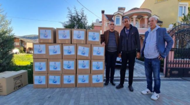 Eyüpsultan'dan Makedonya'ya 500 gıda kolisi