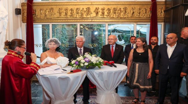 CHP Genel Başkanı Kemal Kılıçdaroğlu, Semra Topçu ve Faruk Bildirici'nin Nikah Törenine Katıldı