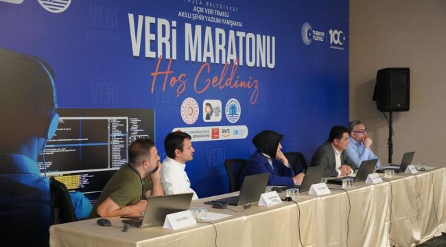 Akıllı şehir yazılım yarışması 'Veri Maraton'unda 5 ekip mücadele etti