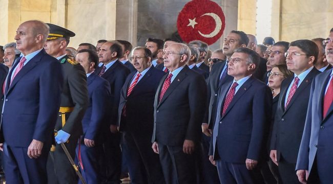 CHP Genel Başkanı Kemal Kılıçdaroğlu, 29 Ekim Cumhuriyet Bayramı Resmi Törenine Katıldı