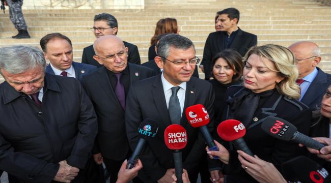 Cumhuriyet Halk Partisi Genel Başkanı Özgür Özel, Gazetecilerin Sorularını Yanıtladı