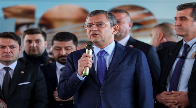 CHP Lideri Özgür Özel, Gaziantep'te: "Verilen Sözler Tutulmadı, 100 Depremzededen 97'si Ya Çadırda Ya Konteynerde"