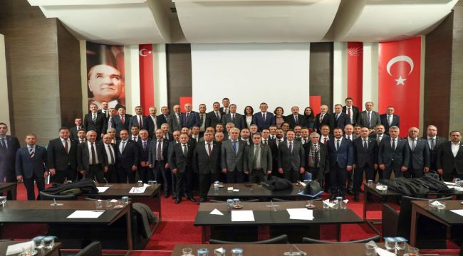 Cumhuriyet Halk Partisi Genel Başkanı Özgür Özel, İl Başkanları Toplantısına Katıldı