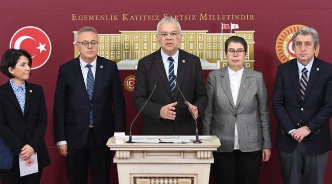 Zeliha Aksaz Şahbaz ve CHP'nin Sağlık Kökenli Milletvekilleri İliç Maden Faciası ile İlgili Basın Toplantısı Düzenledi
