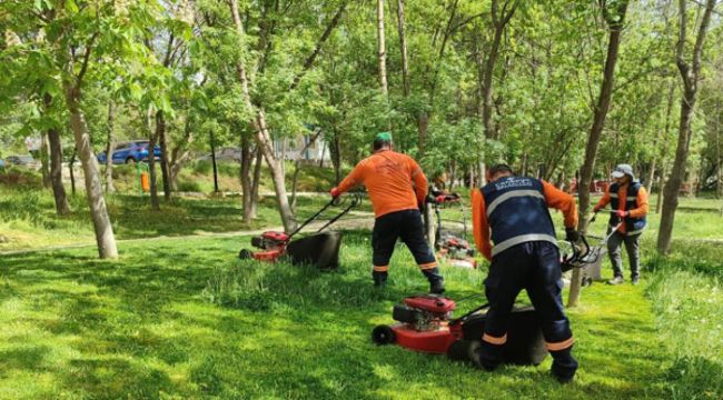 Çankaya'da Parklar Yaza Hazırlanıyor