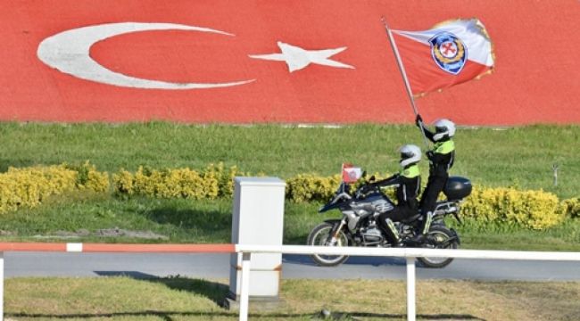 İstanbul Emniyet Müdürlüğü Koşusu'nun galibi Dragons Son oldu